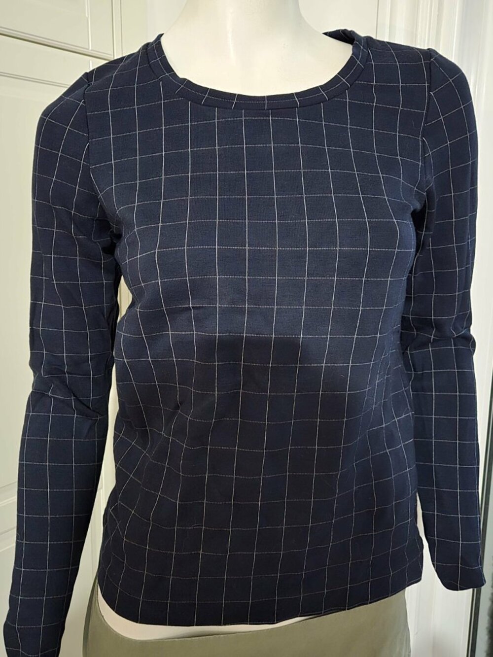 Ichi sweater xsmall